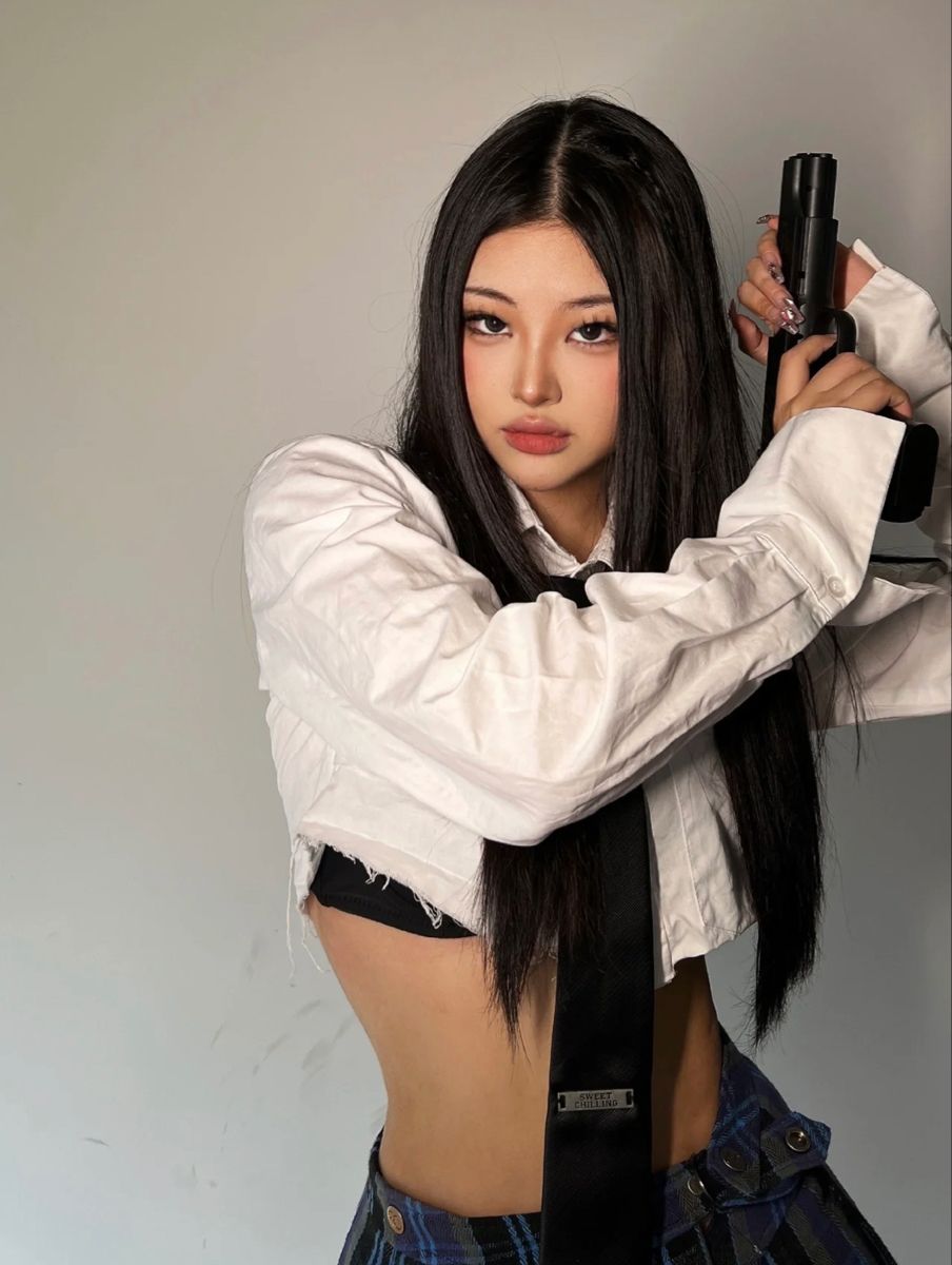 A cozy shot with Sassy girls — straight from Mysore