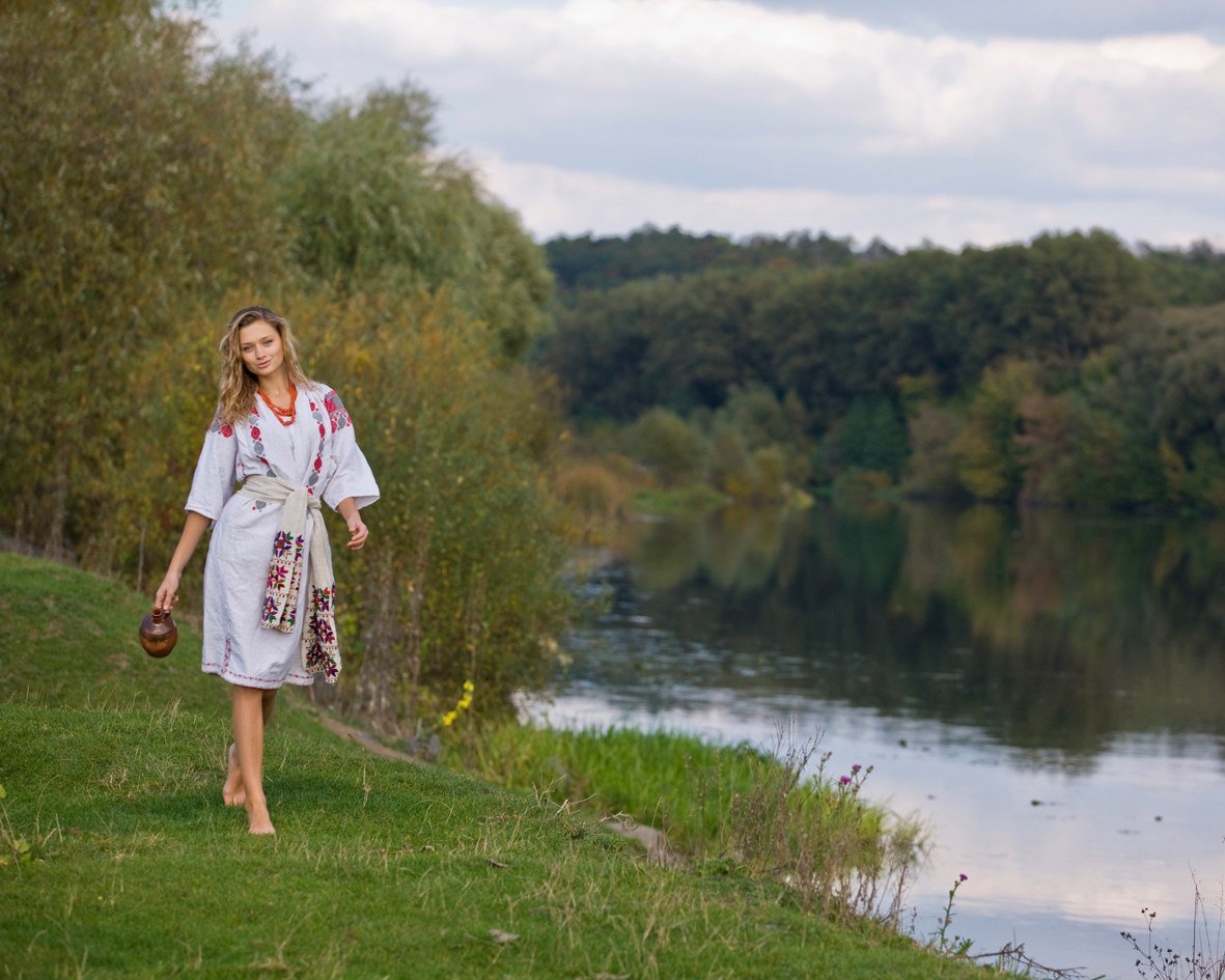 Nude girl Slavic women in Mysore