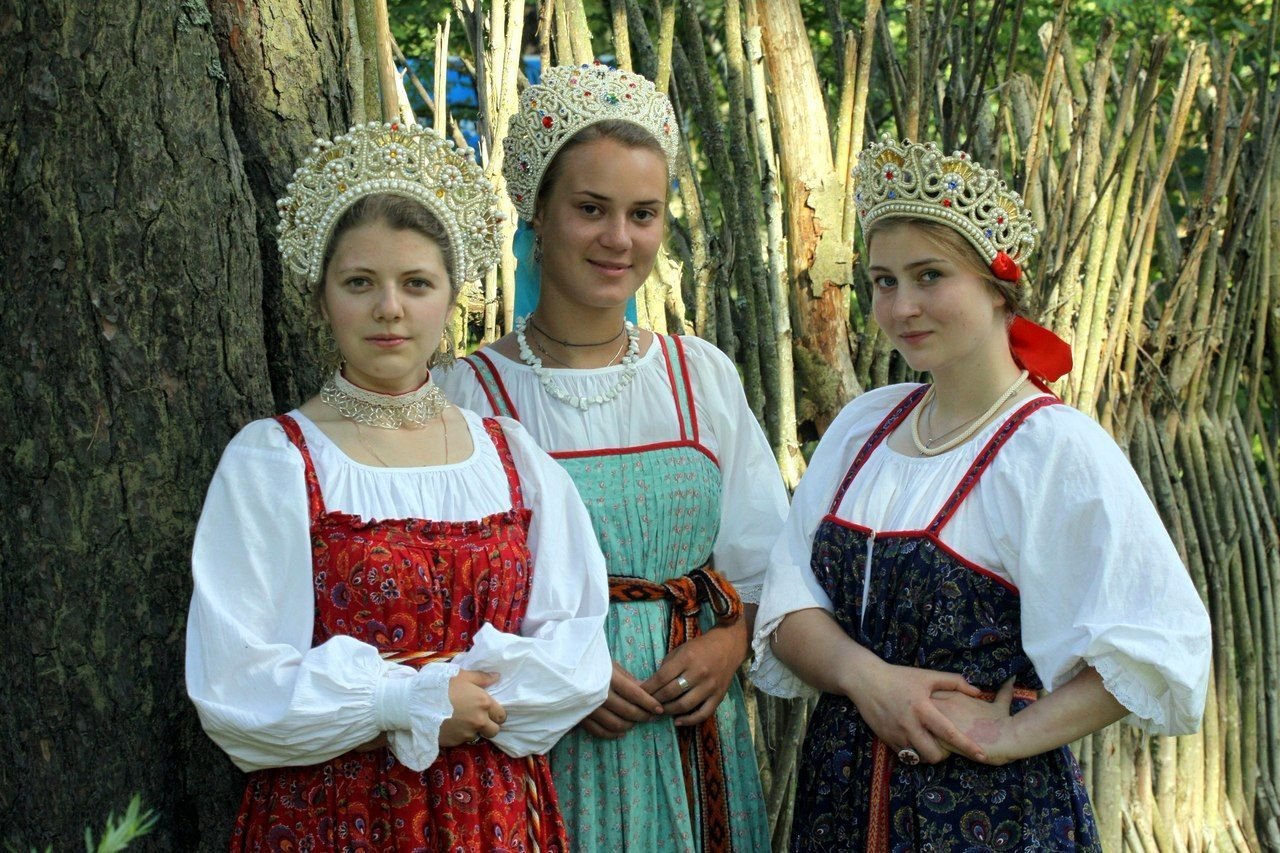 Sexy model Girls in Slavic costumes in Mysore
