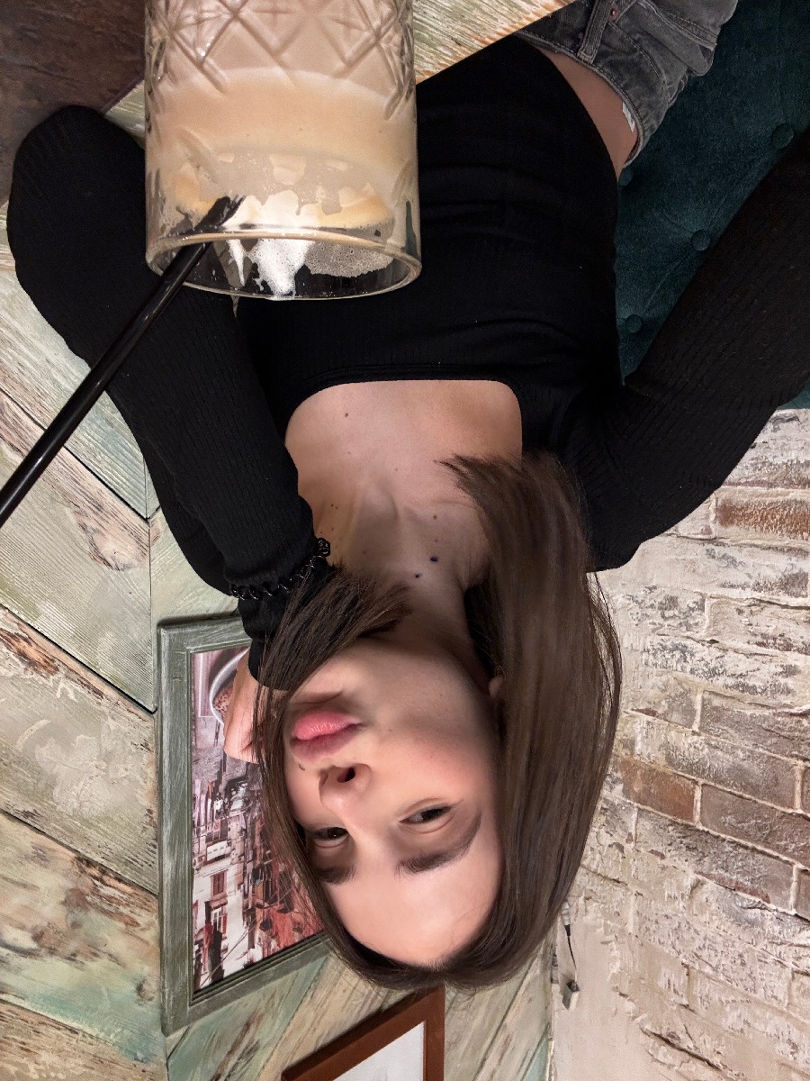 Fresh photos, fresh mood — Tina online in Mysore